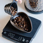 Coffee dosing tray for weighing your coffee beans, with coffee scales and vacuum storage container